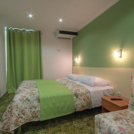 Hotel سالي المظهر الخارجي الصورة