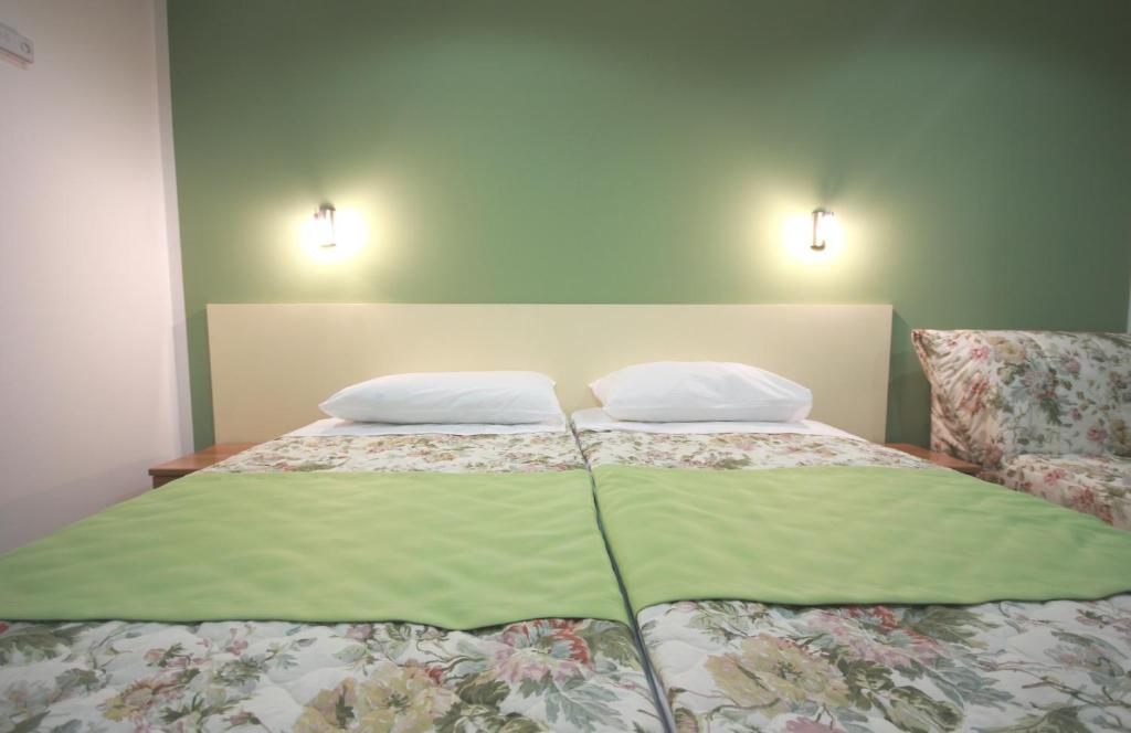 Hotel سالي الغرفة الصورة